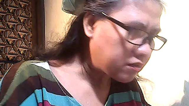 sweetsosie18 online show from December 15, 2025, 5:52 pm