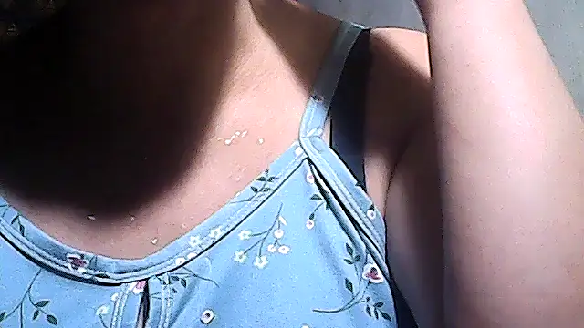 sweetsosie18 online show from December 15, 2025, 5:46 am