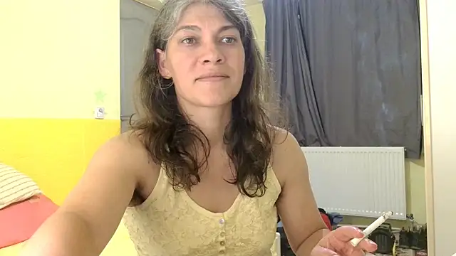 Snapshot of MercyLove chatting on May 20, 2026, 6:16 pm MercyLove online show from May 20, 2026, 6:16 pm