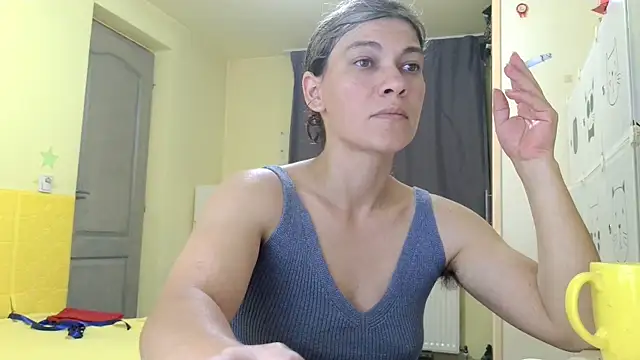 Snapshot of MercyLove chatting on June 4, 2026, 5:50 pm MercyLove online show from June 4, 2026, 5:50 pm