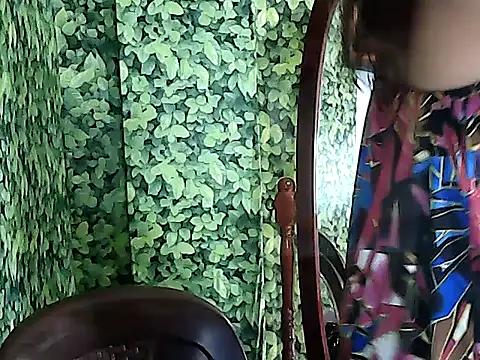 Snapshot of yummy_21xxx chatting on September 11, 2025, 9:31 am yummy 21xxx online show from September 11, 2025, 9:31 am