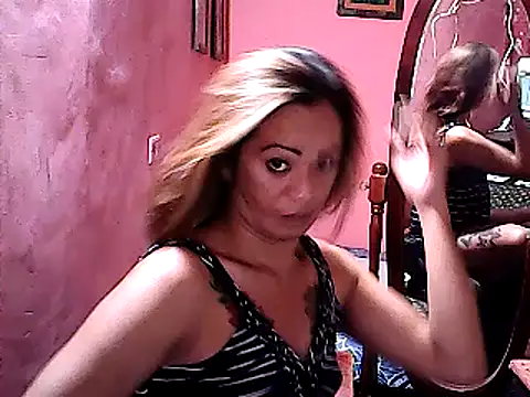 Snapshot of yummy_21xxx chatting on March 5, 2025, 1:17 pm yummy 21xxx online show from March 5, 2025, 1:17 pm