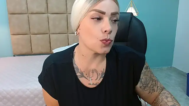 Snapshot of natalygolden69 chatting on March 8, 2025, 12:52 pm natalygolden69 online show from March 8, 2025, 12:52 pm