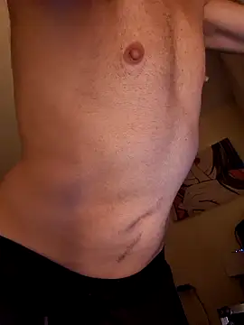 Ladyshaker82 online show from November 5, 2025, 1:42 am