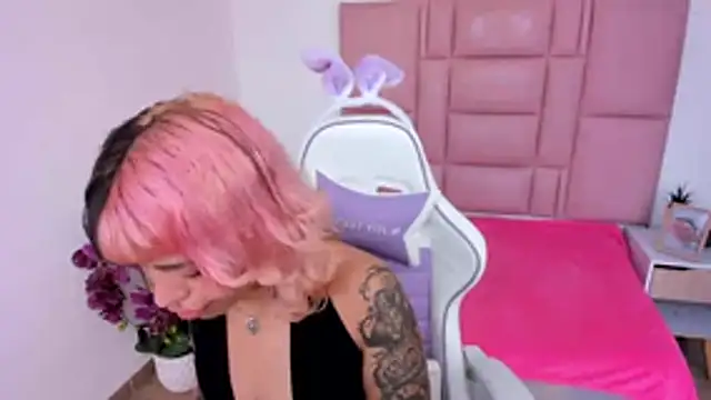 katalina garcia online show from January 18, 2026, 4:54 pm