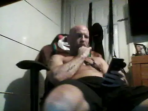 Verynaughtyx online show from October 28, 2025, 4:06 pm