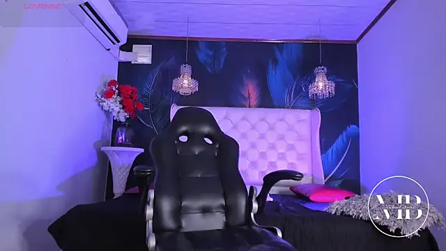 MichaelBear  online show from February 16, 2026, 5:44 pm