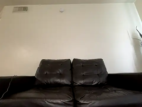 sexy itzamara online show from November 20, 2025, 7:25 pm