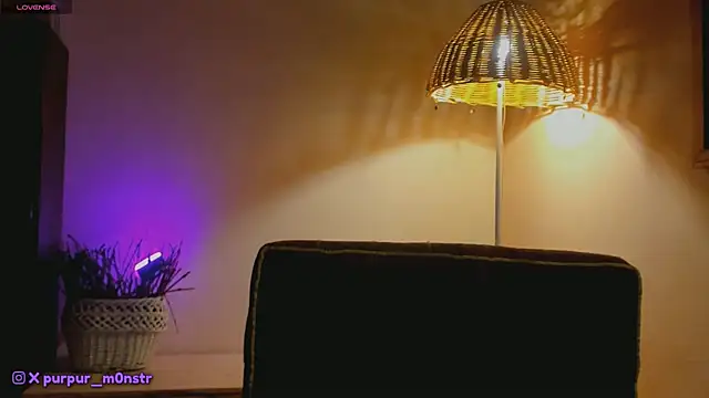 purpurmonstr online show from November 16, 2025, 4:56 pm