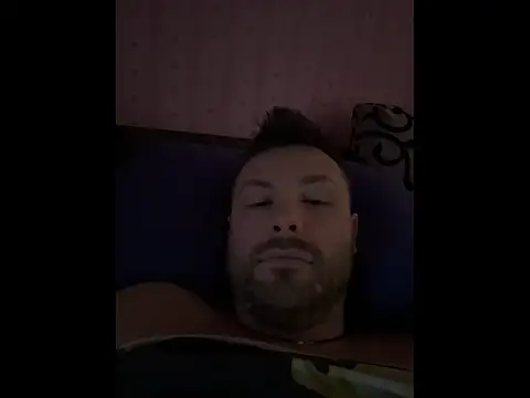 Snapshot of MartinBrandon chatting on May 4, 2026, 10:18 am MartinBrandon online show from May 4, 2026, 10:18 am
