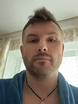 Snapshot of MartinBrandon chatting on April 30, 2026, 11:28 am MartinBrandon online show from April 30, 2026, 11:28 am