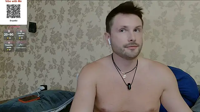 Snapshot of MartinBrandon chatting on July 17, 2026, 8:17 pm MartinBrandon online show from July 17, 2026, 8:17 pm