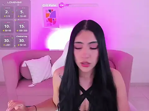 tatiana prada online show from October 22, 2025, 5:51 am