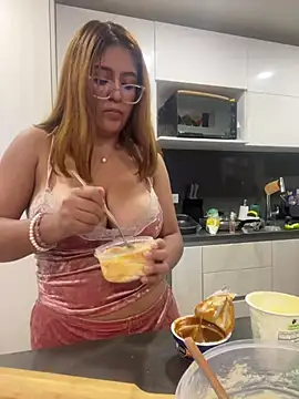 Juliana News online show from January 12, 2025, 2:03 am