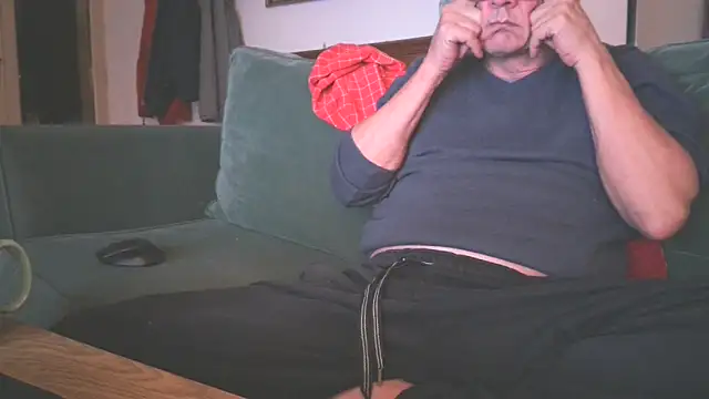 GorgeousMarketer online show from October 12, 2025, 4:47 am