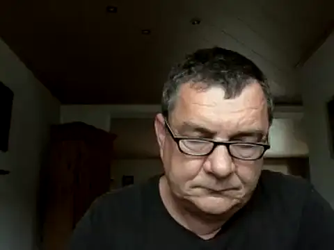 Snapshot of Nobbie444 chatting on June 20, 2026, 7:57 am Nobbie444 online show from June 20, 2026, 7:57 am