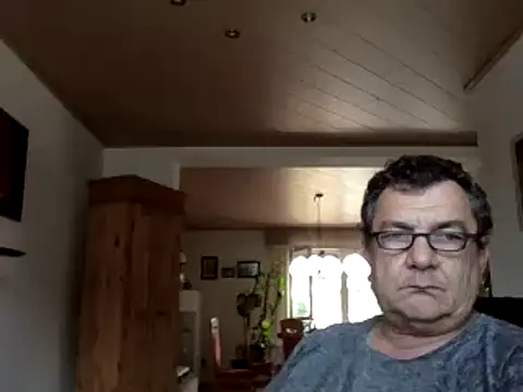 Snapshot of Nobbie444 chatting on July 21, 2026, 10:27 am Nobbie444 online show from July 21, 2026, 10:27 am