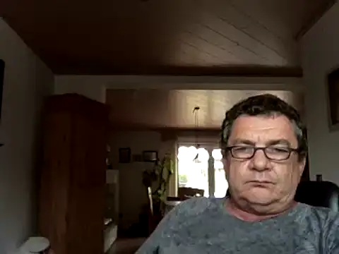 Snapshot of Nobbie444 chatting on July 31, 2026, 10:25 am Nobbie444 online show from July 31, 2026, 10:25 am