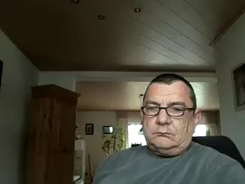 Snapshot of Nobbie444 chatting on May 15, 2026, 11:30 am Nobbie444 online show from May 15, 2026, 11:30 am