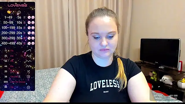 Snapshot of AlanaBrox chatting on December 3, 2024, 12:41 am AlanaBrox online show from December 3, 2024, 12:41 am