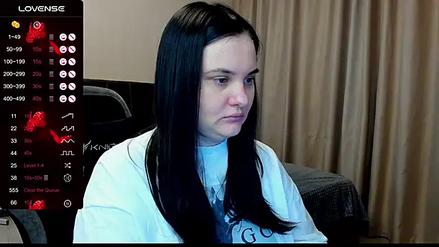 Snapshot of AlanaBrox chatting on January 13, 2026, 4:22 pm AlanaBrox online show from January 13, 2026, 4:22 pm