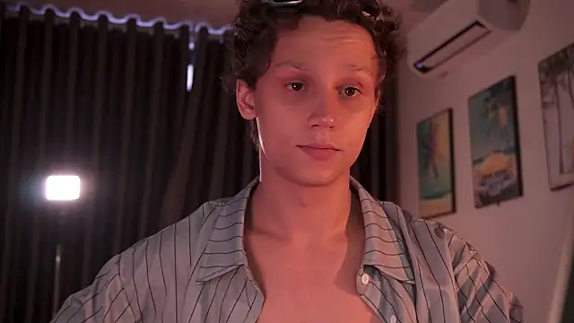 Snapshot of Nicky_neal chatting on March 29, 2026, 11:17 pm Nicky neal online show from March 29, 2026, 11:17 pm