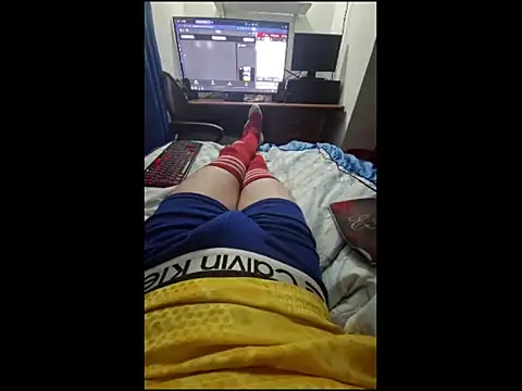 Snapshot of ALBEIROFOOTBALL1992 chatting on July 15, 2026, 3:13 am ALBEIROFOOTBALL1992 online show from July 15, 2026, 3:13 am