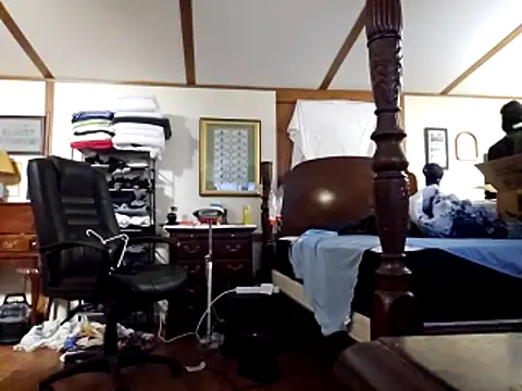 chosen923 online show from December 23, 2025, 4:12 am