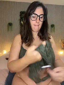 MysteryGirl7 online show from October 21, 2025, 7:41 am