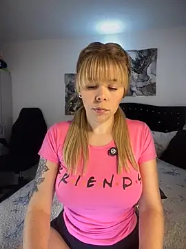 Snapshot of carolina16love chatting on November 22, 2025, 10:08 pm carolina16love online show from November 22, 2025, 10:08 pm