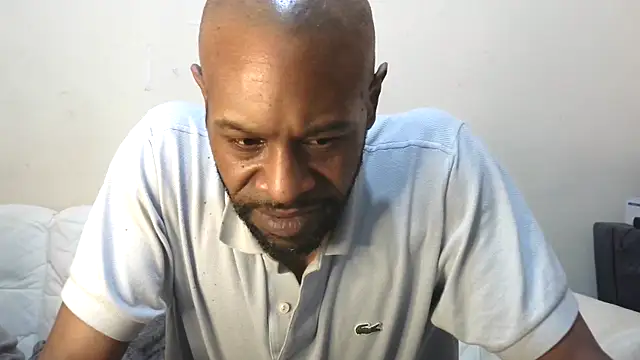 Snapshot of CuzzyB69 chatting on March 17, 2026, 7:50 pm CuzzyB69 online show from March 17, 2026, 7:50 pm