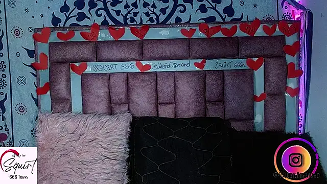 ValerieDiiamond online show from March 26, 2026, 4:44 am