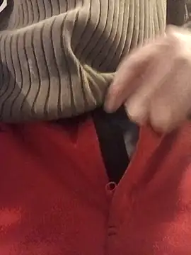 muschiliebhaber1xh online show from December 17, 2025, 9:31 pm