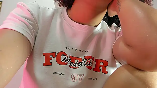 Snapshot of naia_blessed chatting on March 21, 2025, 7:13 pm naia blessed online show from March 21, 2025, 7:13 pm