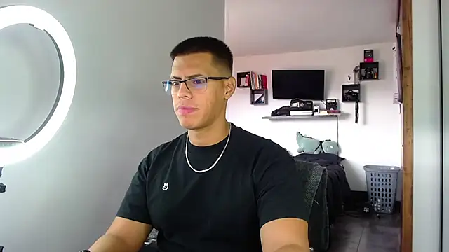  John Boy  online show from April 5, 2026, 7:31 pm