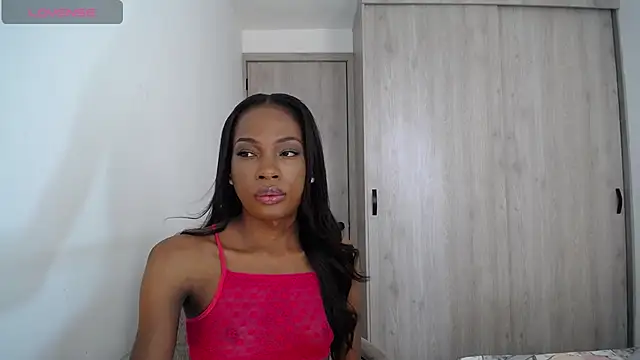 Snapshot of DAPHNE_doll chatting on July 31, 2026, 4:37 pm DAPHNE doll online show from July 31, 2026, 4:37 pm