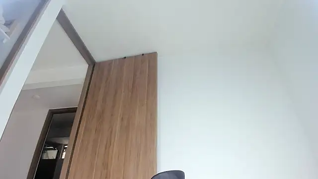 my lovely mia online show from October 11, 2025, 4:08 pm