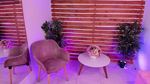  MeganRain online show from October 7, 2025, 9:10 am