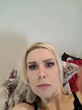 AureliaDoux online show from March 15, 2025, 9:38 pm