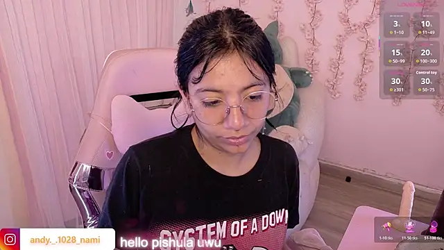 Snapshot of Nami_usagi chatting on June 2, 2026, 7:58 pm Nami usagi online show from June 2, 2026, 7:58 pm