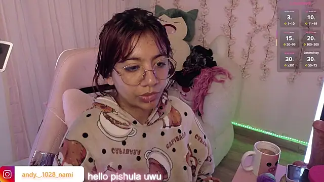 Snapshot of Nami_usagi chatting on May 21, 2026, 4:48 pm Nami usagi online show from May 21, 2026, 4:48 pm