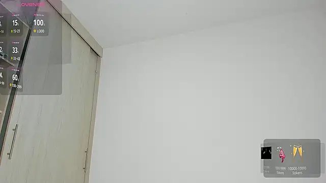 caroline tovar online show from October 1, 2025, 1:22 am