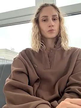 Feral berry 8133 online show from October 10, 2025, 11:55 am