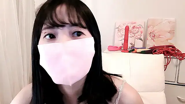 Snapshot of MOMO_ROSE chatting on November 19, 2025, 12:10 am MOMO ROSE online show from November 19, 2025, 12:10 am