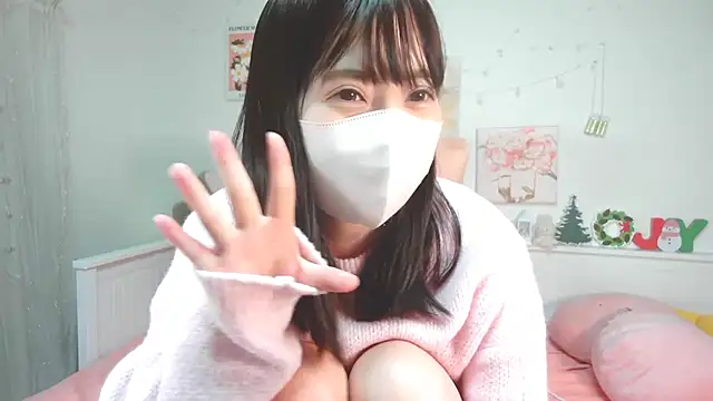 Snapshot of MOMO_ROSE chatting on December 21, 2024, 12:06 pm MOMO ROSE online show from December 21, 2024, 12:06 pm