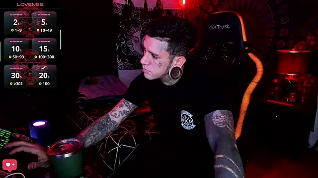 Snapshot of josh__ackerman chatting on September 24, 2025, 8:26 pm josh ackerman online show from September 24, 2025, 8:26 pm