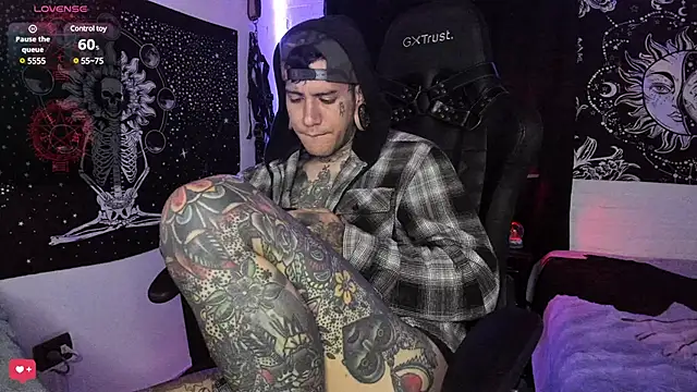 Snapshot of josh__ackerman chatting on March 14, 2025, 1:05 am josh ackerman online show from March 14, 2025, 1:05 am