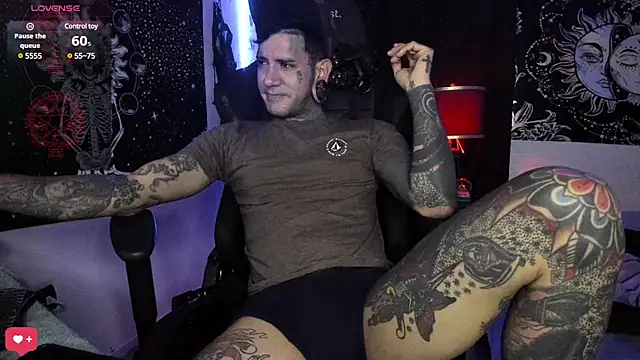 Snapshot of josh__ackerman chatting on March 12, 2025, 10:07 pm josh ackerman online show from March 12, 2025, 10:07 pm