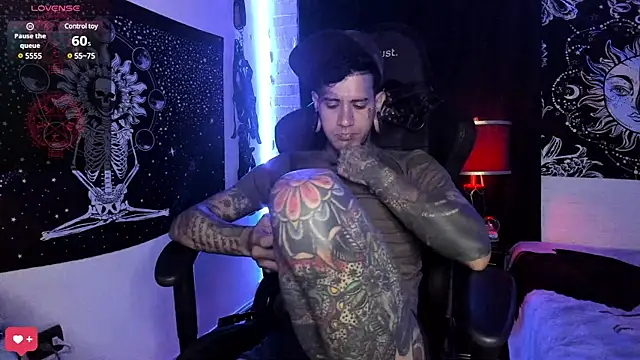 Snapshot of josh__ackerman chatting on March 11, 2025, 5:24 am josh ackerman online show from March 11, 2025, 5:24 am