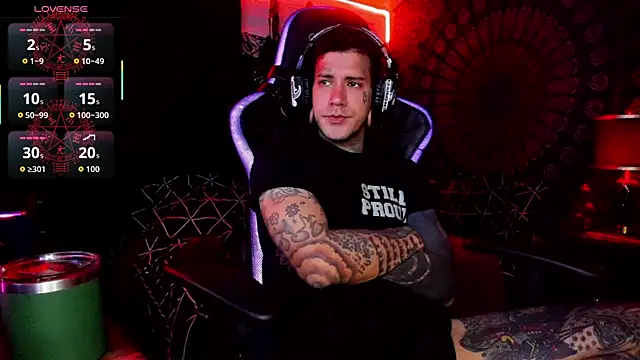 Snapshot of josh__ackerman chatting on October 9, 2025, 11:05 pm josh ackerman online show from October 9, 2025, 11:05 pm